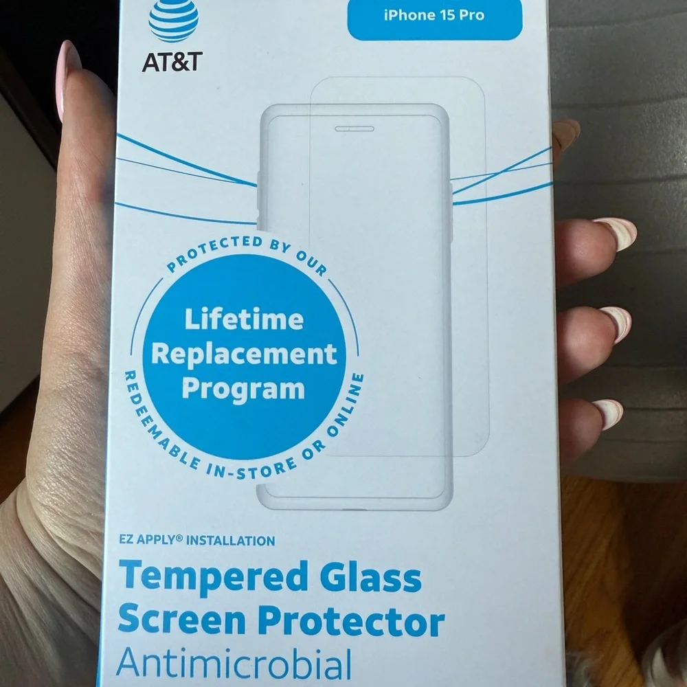 Tempered Glass Screen Protector for iPhone 15 Pro - Clear